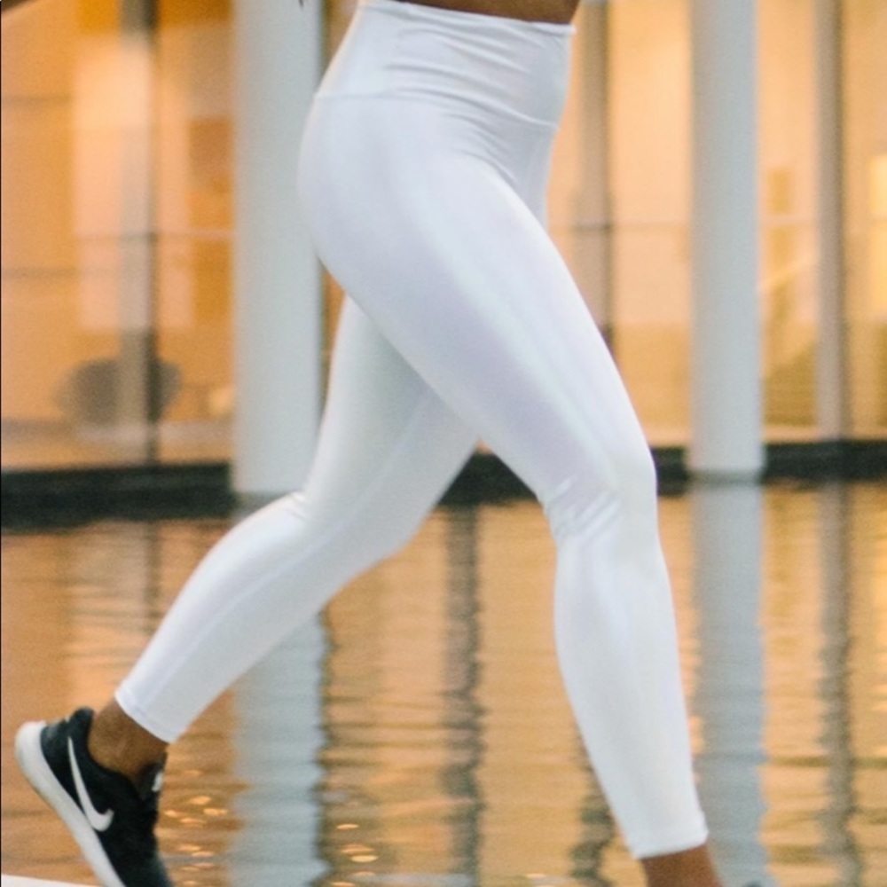 Zyia light and tight unicorn leggings size 4, like new condition, worn once
